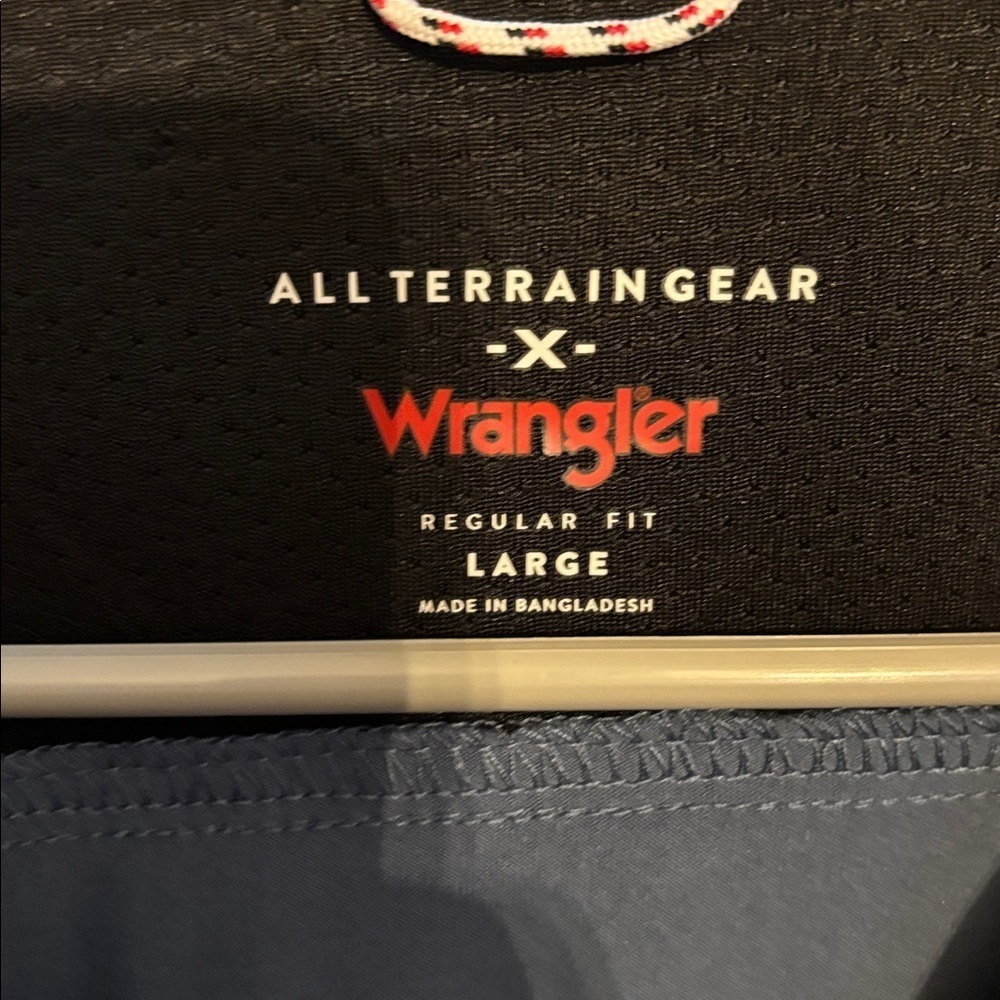 Wrangler All Terrain Gear Shirt - ladies sz L NWT - Picture 5 of 7